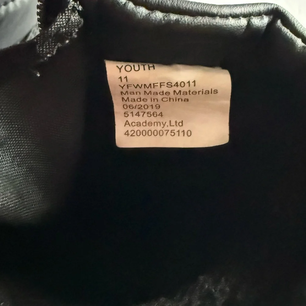 Black Quilted Winter Boots‎